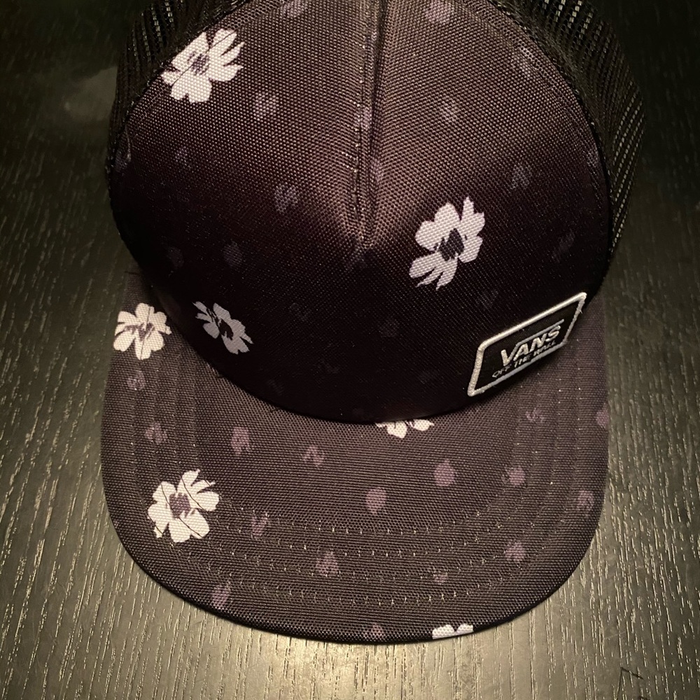 Hawaiian vans hat